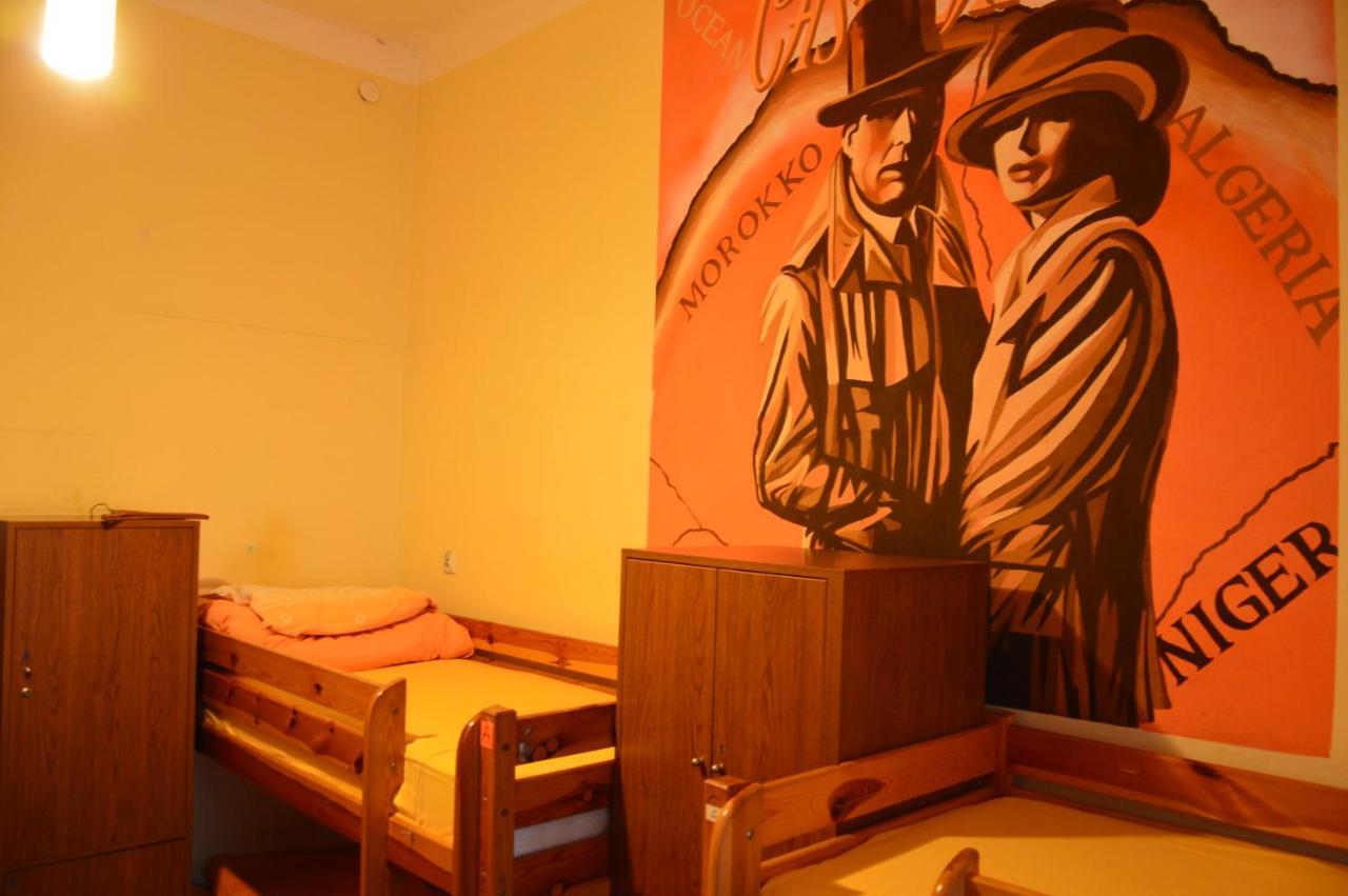 B Movie Hostel *
